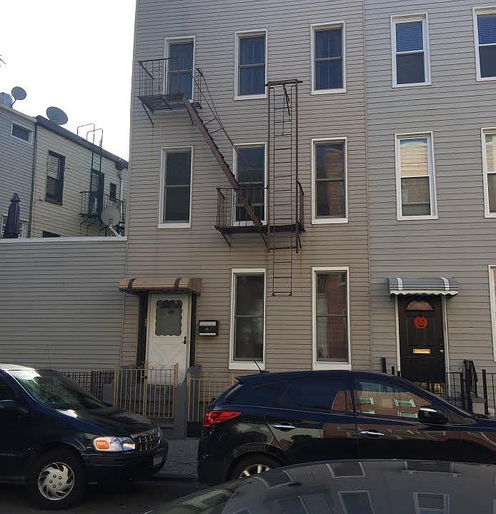 1st image of 93 Eckford St
