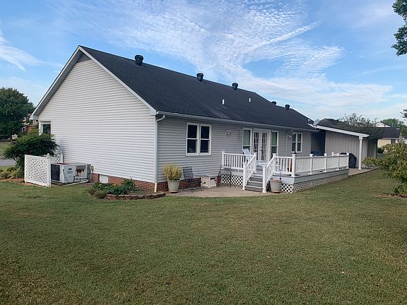 5th image of 301 Troon Dr