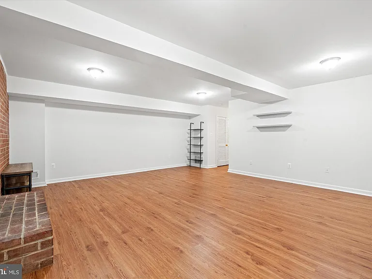 1026 N Pelham St — Photo 18