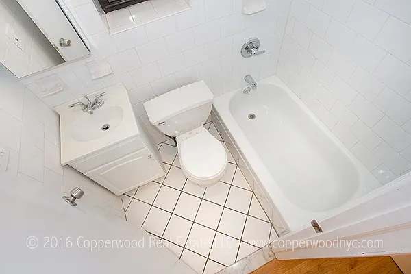 Rented by Copperwood Real Estate | media 14