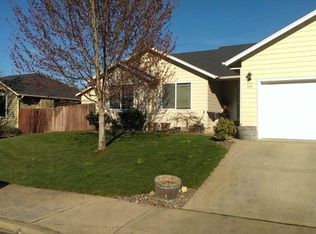 163 SE Rifle Range Rd, Roseburg, OR 97470