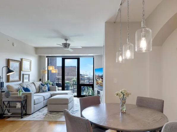 500 E Grant St APT 707, Minneapolis, MN 55404