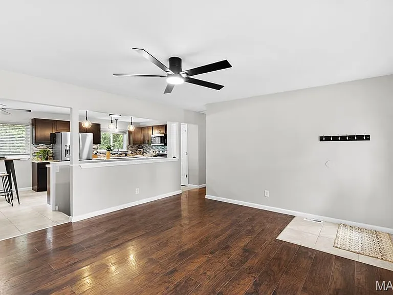 132 Keene Ct — Photo 6