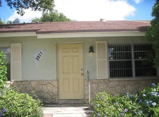 3921 Wilshire St #3921, West Palm Beach, FL 33403