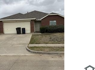 516 Prairie Gulch Dr, Fort Worth, TX 76140