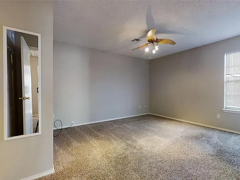 8902 N 149 E — Photo 7