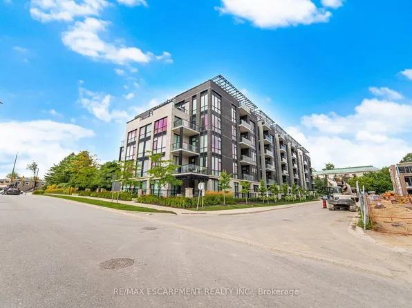 42 Mill St #210, Halton Hills, ON L7G 0P9