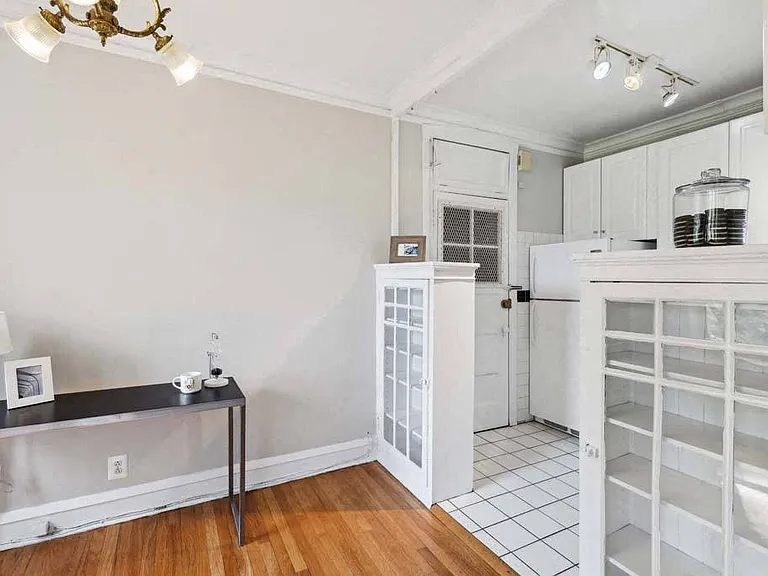 The Bryant at Oak Park I & II — Photo 7