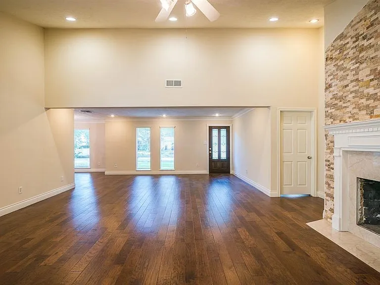 21203 Park Brook Dr — Photo 17