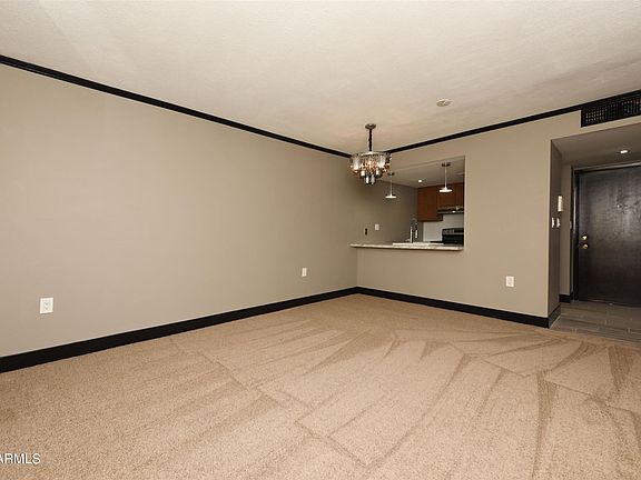 5th image of 3033 E Devonshire Ave Unit 1015