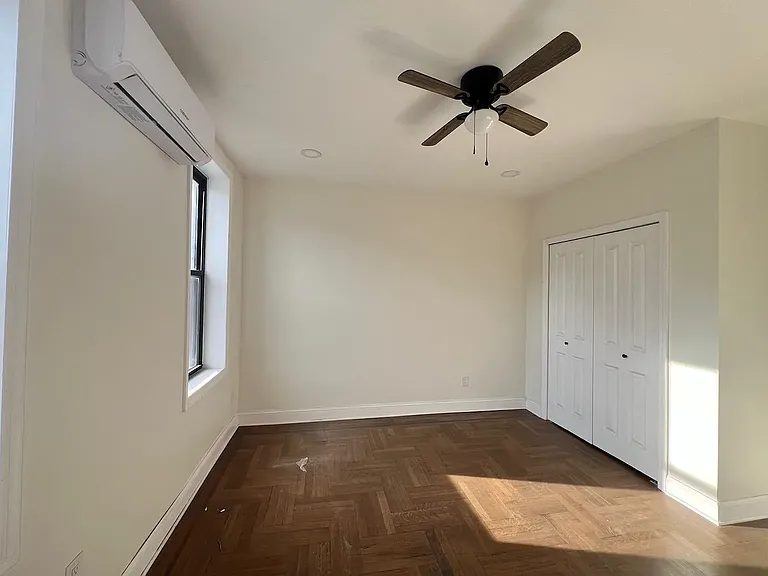 174 E 54th St #1 — Photo 16