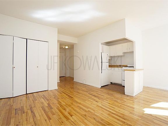5th image of 160 Bleecker St APT 1DW