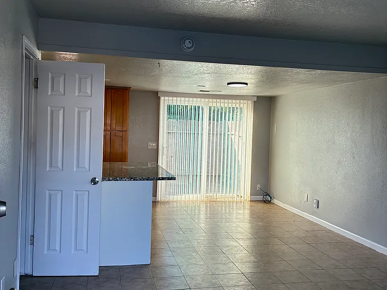 1715 W North Bear Creek Dr #A — Photo 6