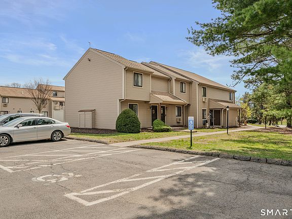 3rd image of 371 Emmett Street #5