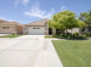 11909 Kettering Dr, Bakersfield, CA
