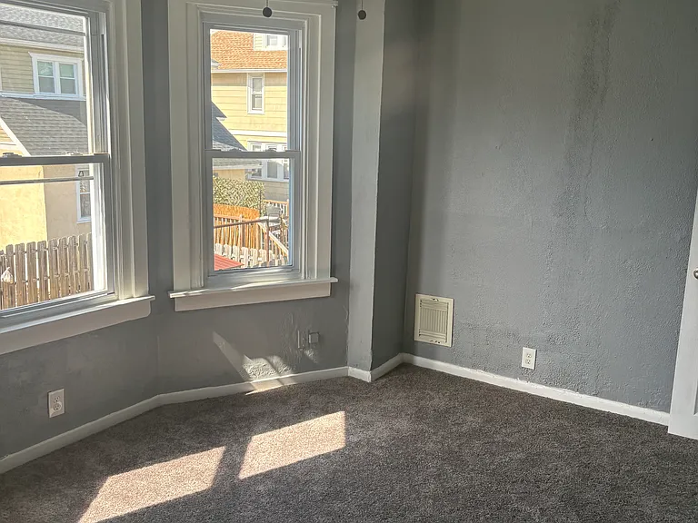 209 S Springfield Rd — Photo 13