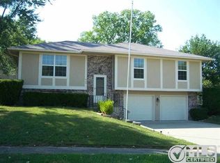 400 Chapel Rd, Warrensburg, MO 64093