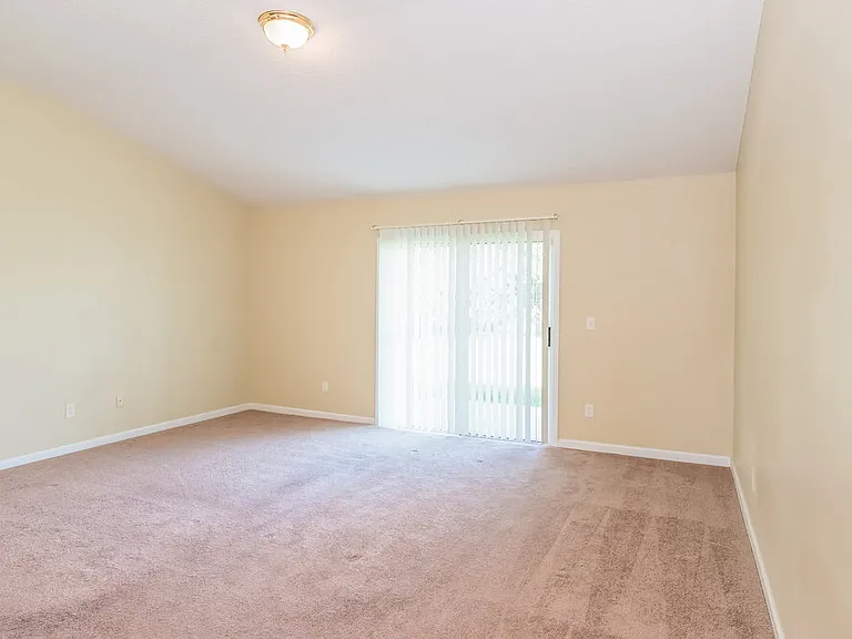11614 Rainbow Springs Ct — Photo 3