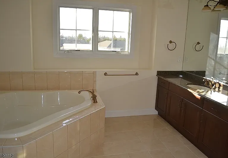 7 Sichel Ct — Photo 4