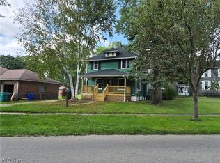 452 Mill Rd, Ravenna, OH 44266