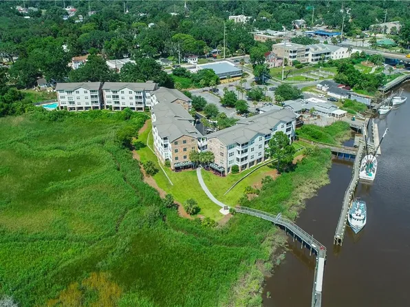 91 Screven St #310-D, Darien, GA 31305