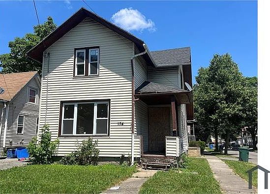 2nd image of 174 Sherman St