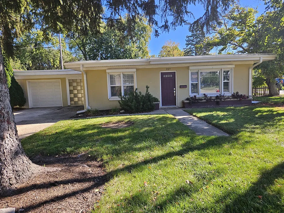 227 Nebraska St