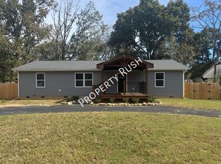 8430 Springfield Rd, Soddy Daisy, TN 37379