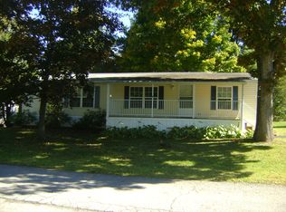 4 Ho Ln, New Paltz, NY 12561