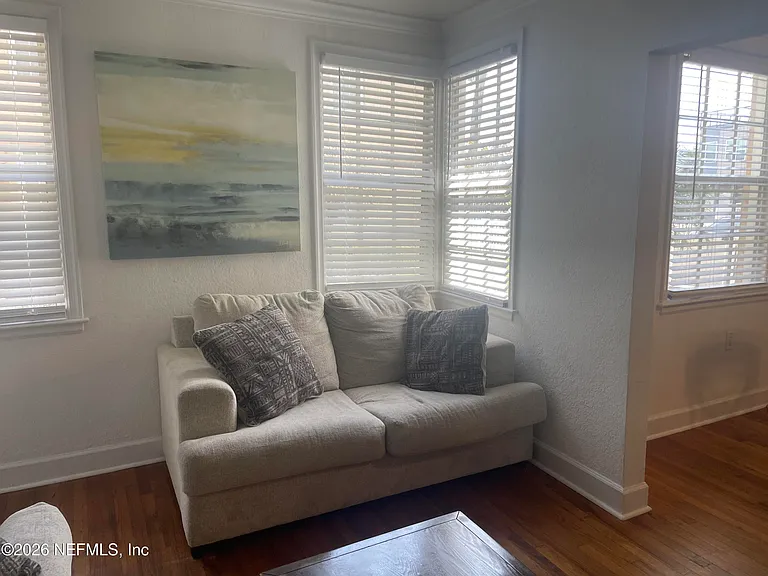 319 1st Ave N #1A — Photo 7