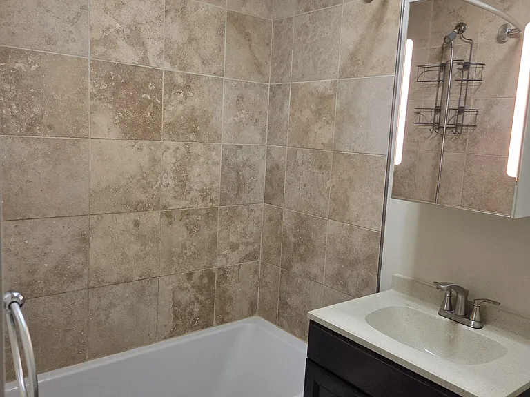 669 Pawling Ave #2 — Photo 7