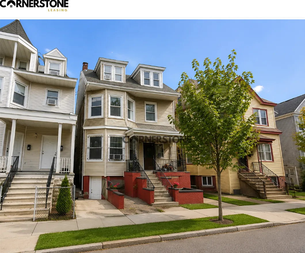 64 N 6th St — Photo 2