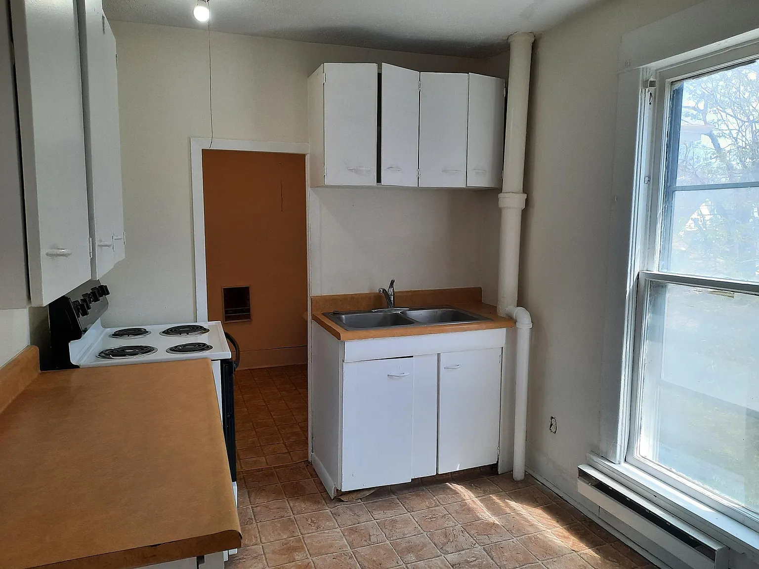 1 bed, 600 sqft, $725 — Photo 2