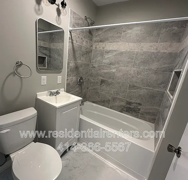 223 W Keefe Ave — Photo 11