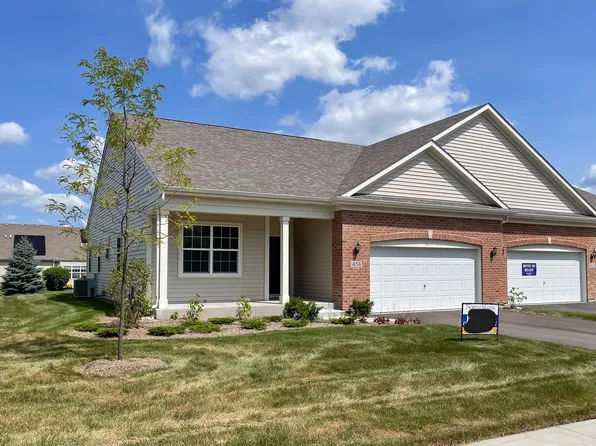 458 Fayetteville Ave, Gilberts, IL 60136