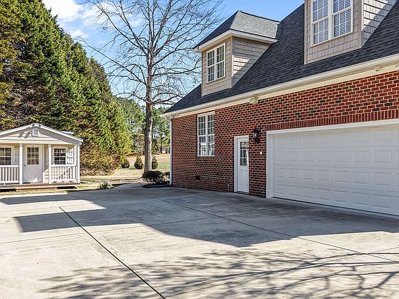 4th image of 5705 Quail Covey Ln