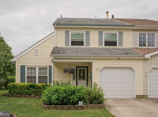 4 Madison St, Swedesboro, NJ 08085