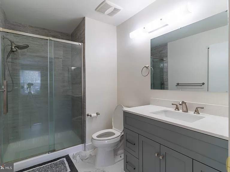 27 Chambord Ct — Photo 15