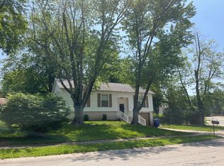 3858 N Northbrook Dr, Decatur, IL 62526