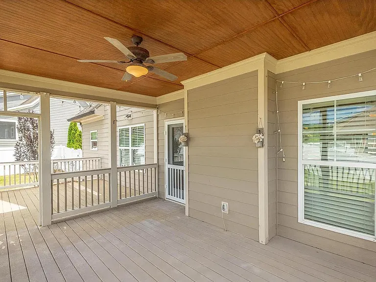 8739 Seven Lakes Dr — Photo 16