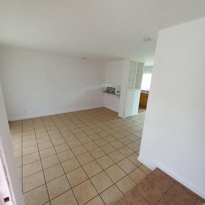1st image of 1024 N Divisadero St #M