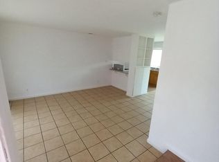 1024 N Divisadero St #M, Visalia, CA 93291