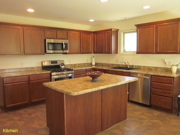 Kitchen with Large Island