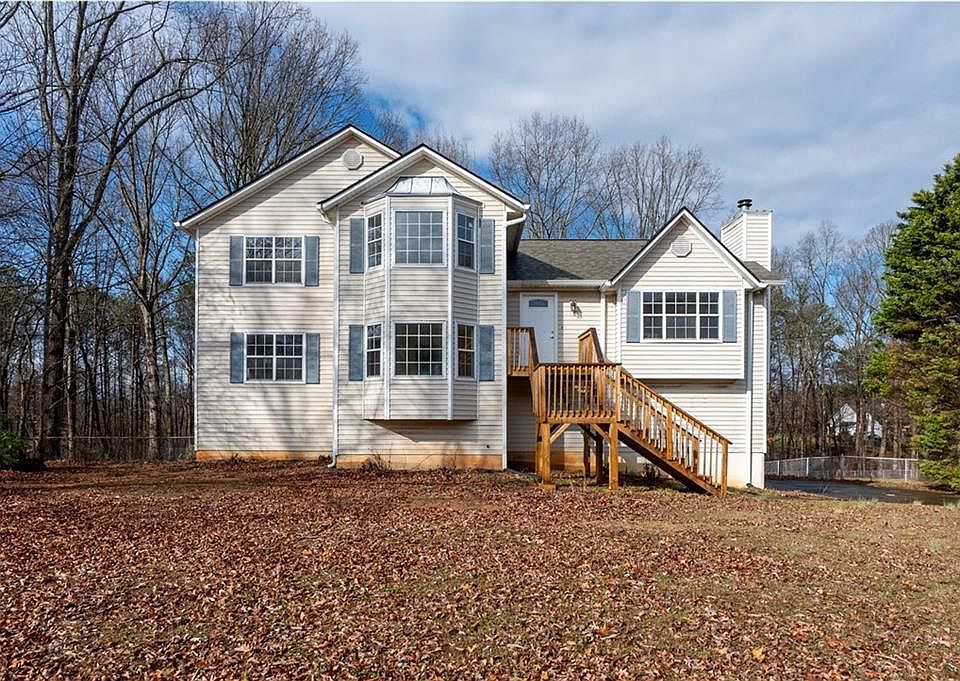 1st image of 6161 Longwood Chase