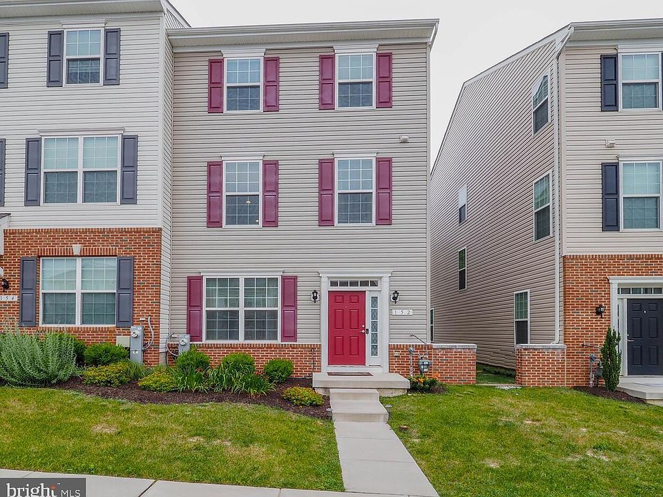 1st image of 152 Ironwood Ct