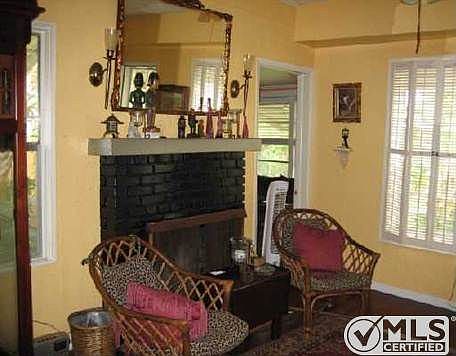 4th image of 4103 Garden Ave