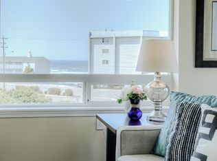 565 SW 4th St, Newport, OR 97365