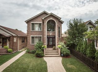 3739 N Pioneer Ave, Chicago, IL