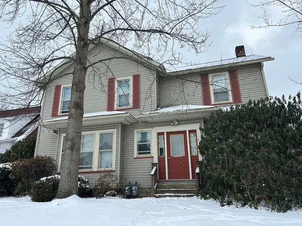 col218, 218 College Ave #A, Grove City, PA 16127