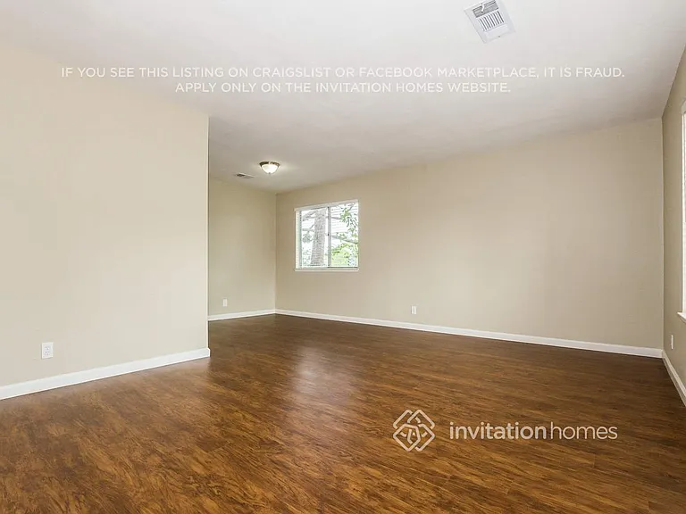 375 Notre Dame Dr — Photo 4
